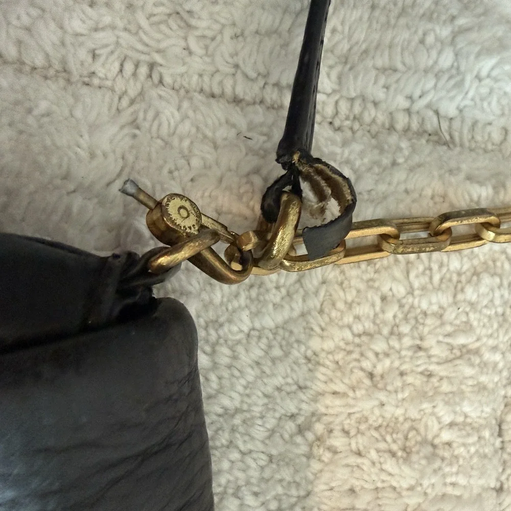 Marc by Marc Jacobs Black Pebbled Leather Handbag Purse Gold Chain Chic
